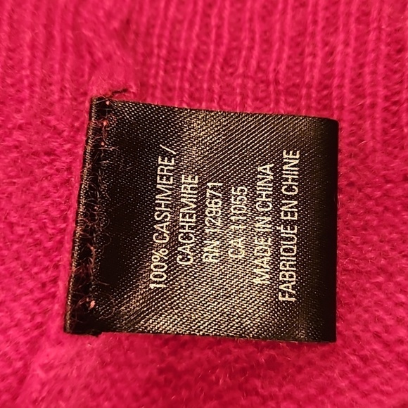 💕360 CASHMERE💕 Jessa Boatneck Cardigan ~ Dark Pink 100% Cashmere Large L NWT - Picture 8 of 12